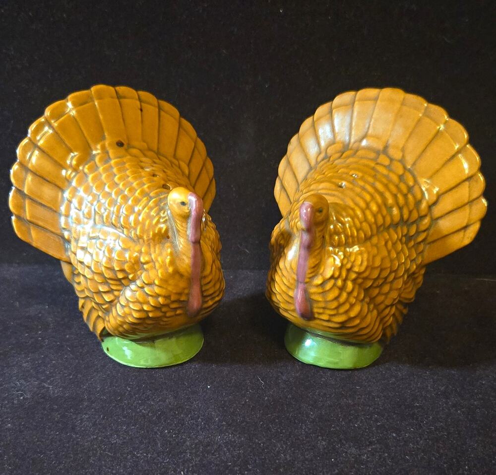 Vintage Ceramic Turkey Salt and Pepper Shakers Thanksgiving Hand Painted Signed